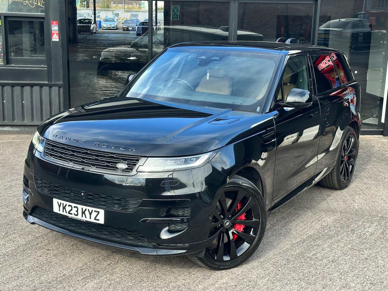 Used Land Rover Range Rover Sport 2023 for sale - 76226638: Photo 8