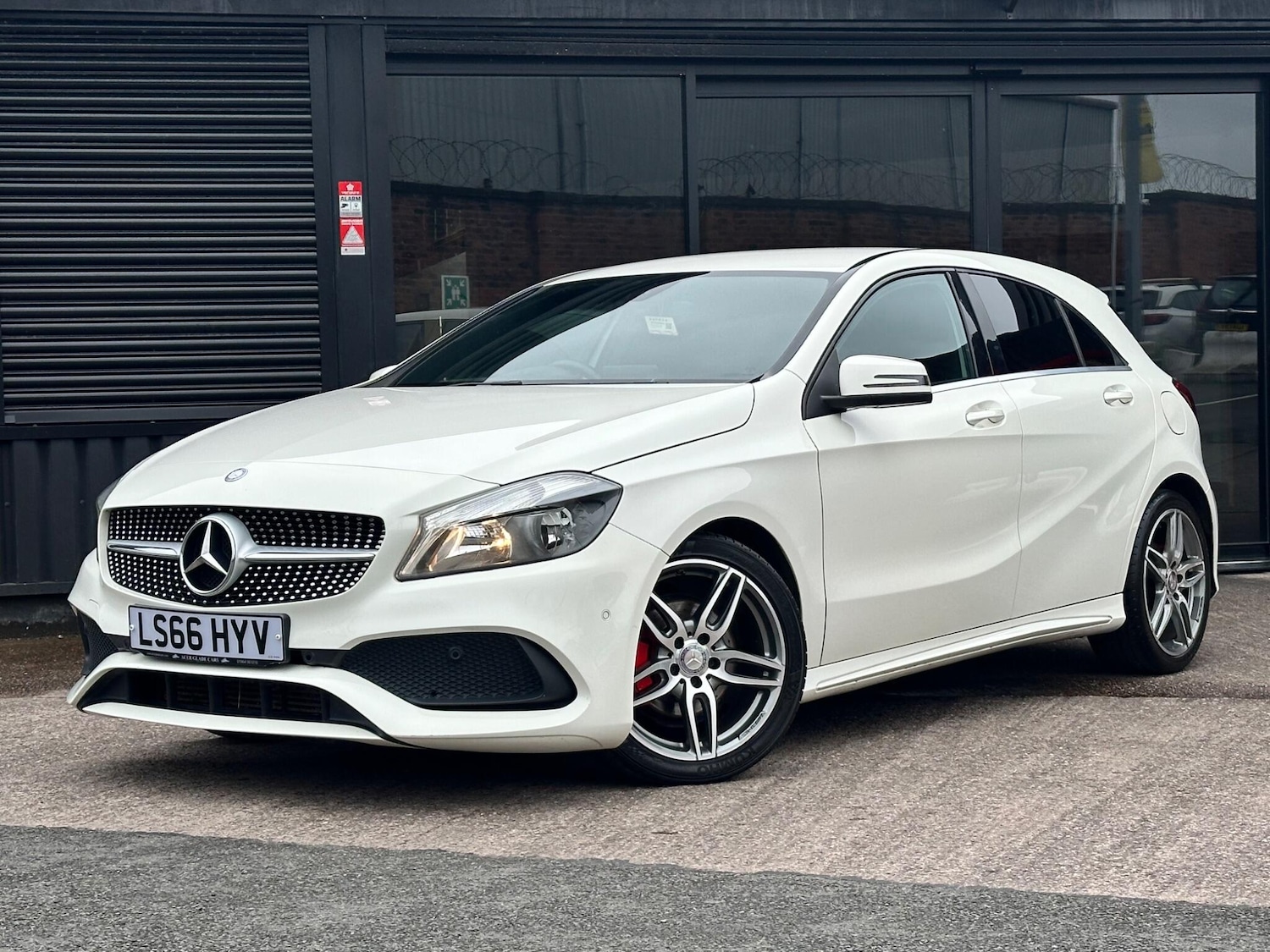 Used Mercedes-Benz A-Class 2016 for sale - 76239155: Photo 11