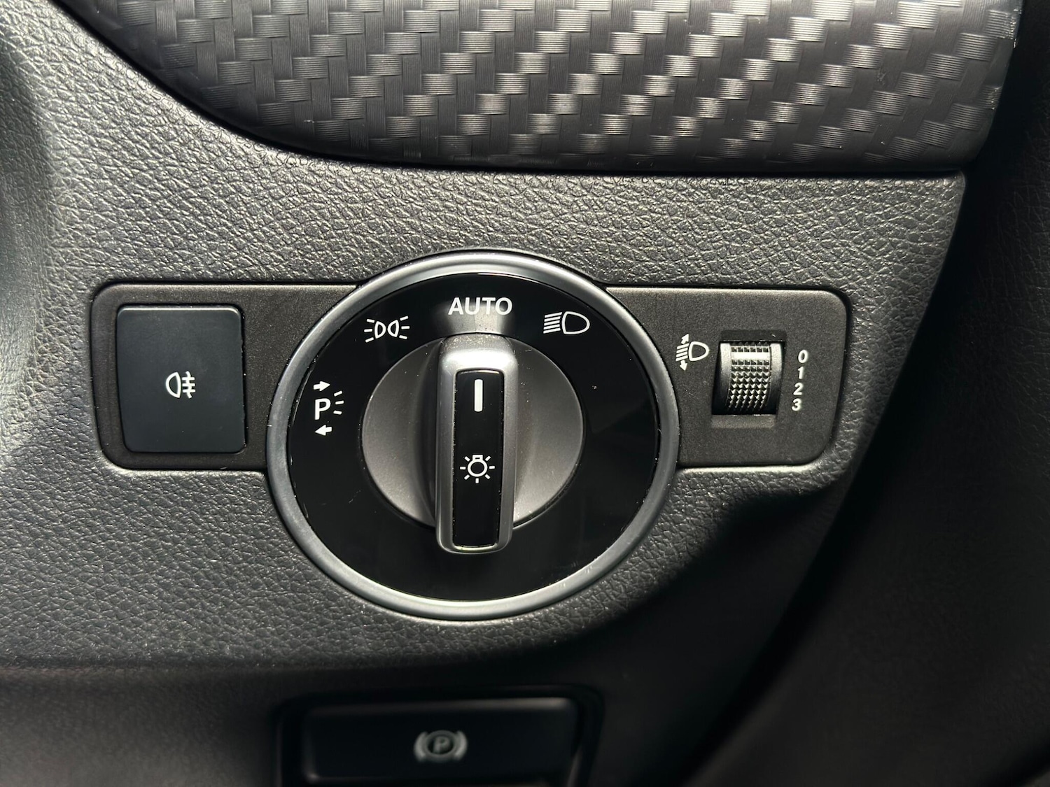 Used Mercedes-Benz A-Class 2016 for sale - 76239155: Photo 42