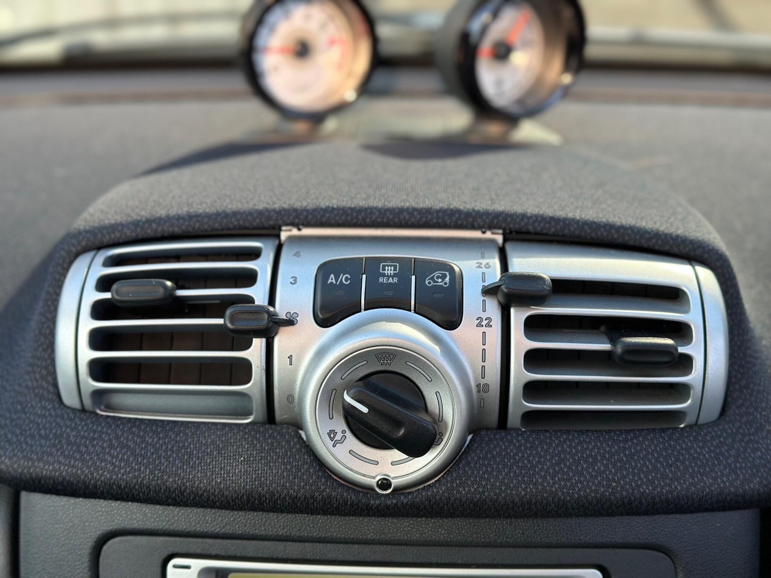 Used smart fortwo 2014 for sale - 76388380: Photo 23