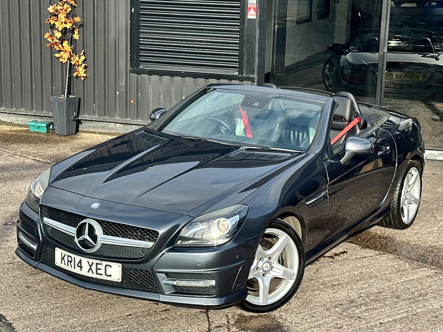 Used Mercedes-Benz SLK 2014 for sale - 76409209: Photo 11