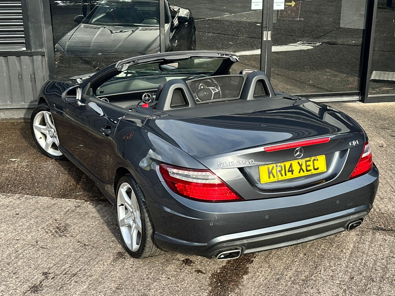 Used Mercedes-Benz SLK 2014 for sale - 76409209: Photo 12