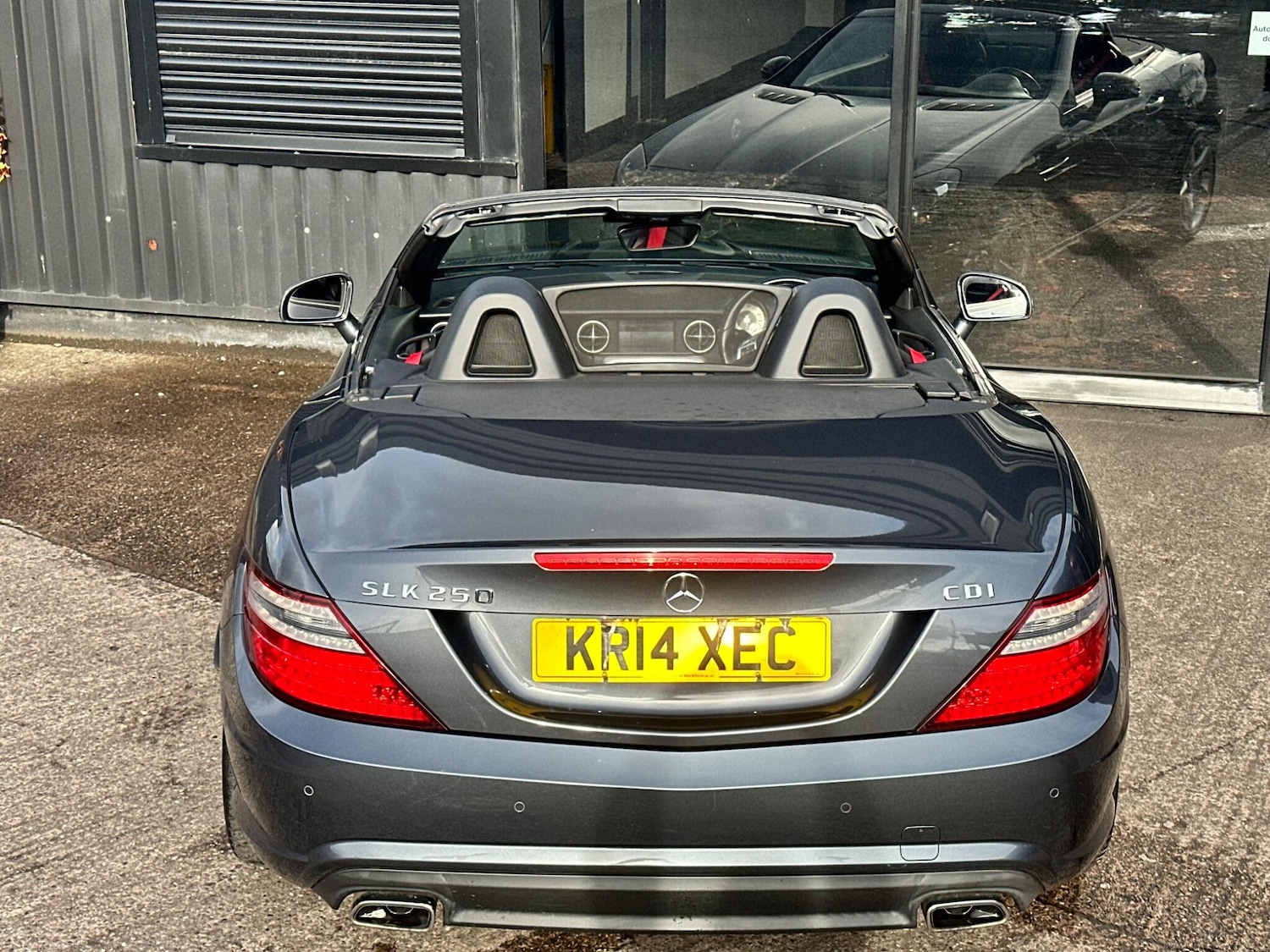 Used Mercedes-Benz SLK 2014 for sale - 76409209: Photo 16