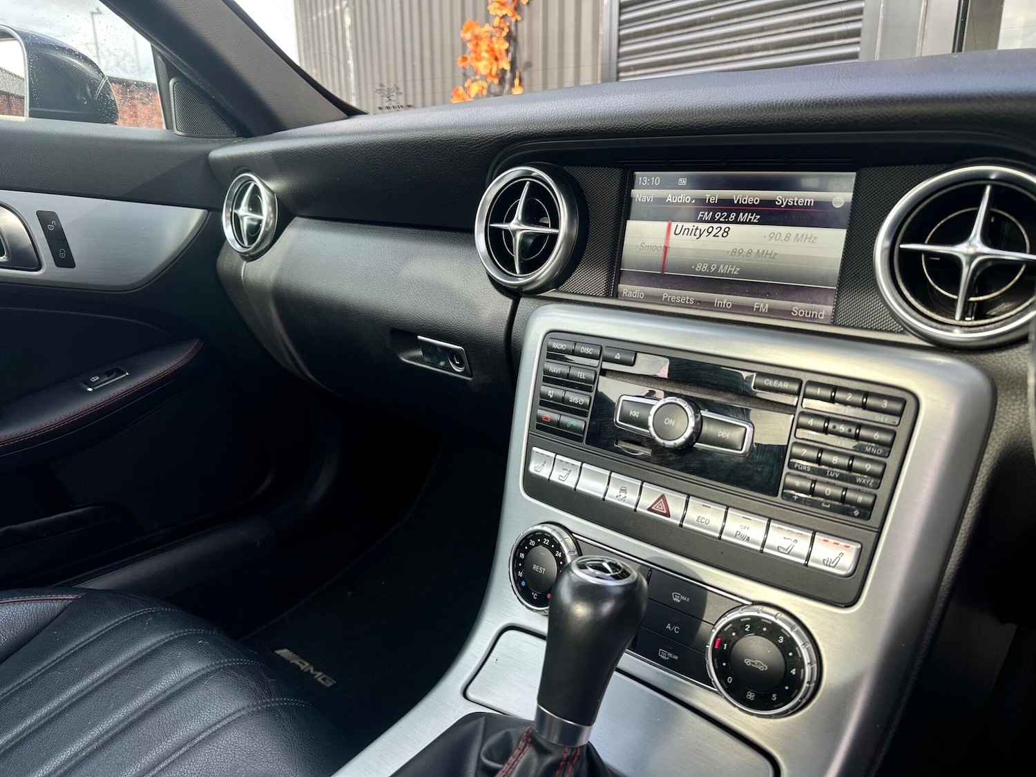 Used Mercedes-Benz SLK 2014 for sale - 76409209: Photo 28