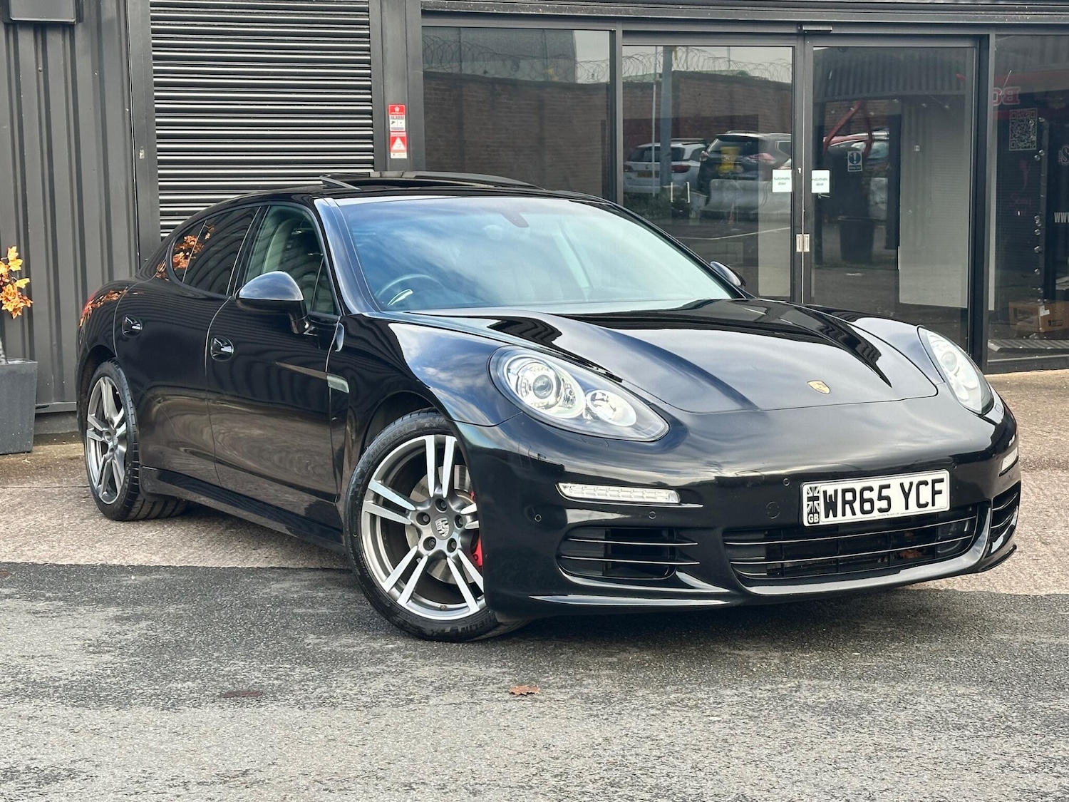 Used Porsche Panamera for sale - 76632950: Photo 2