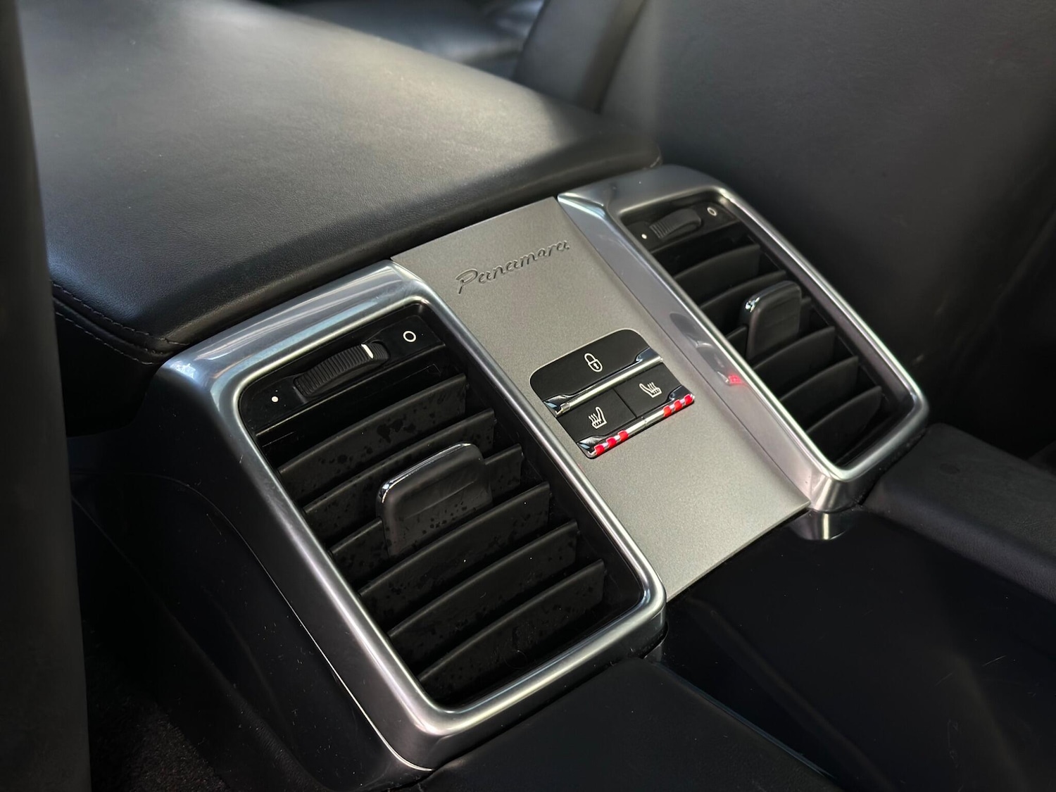 Used Porsche Panamera for sale - 76632950: Photo 26