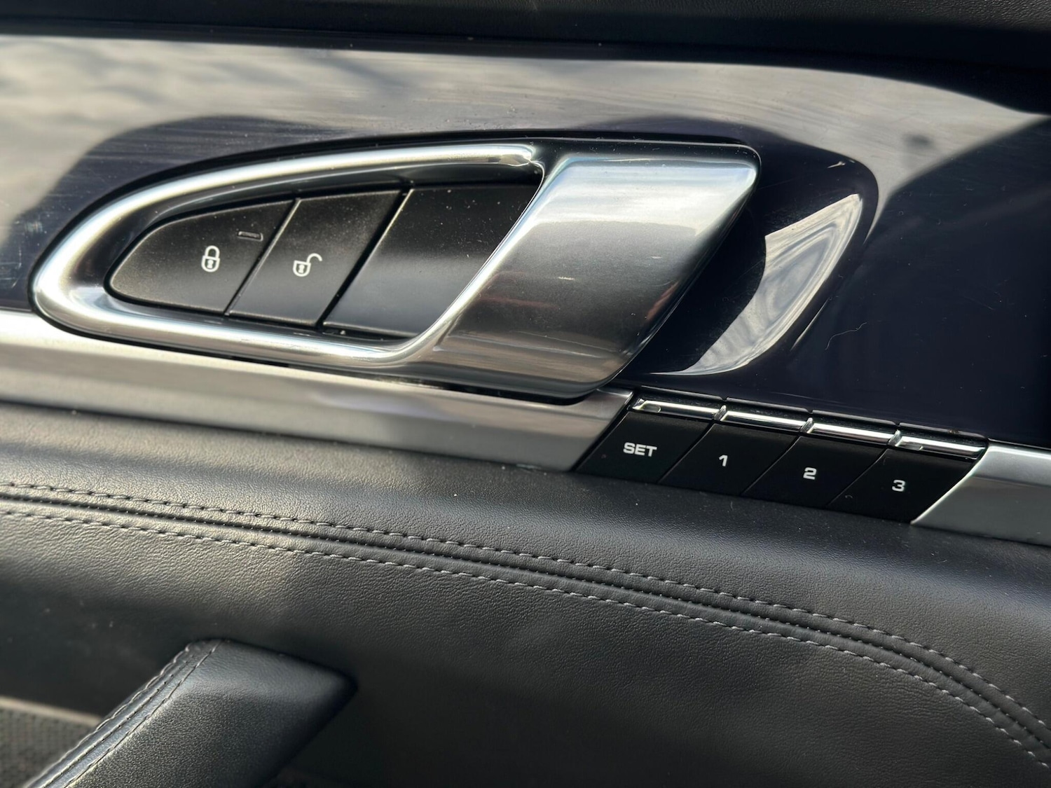 Used Porsche Panamera for sale - 76632950: Photo 34