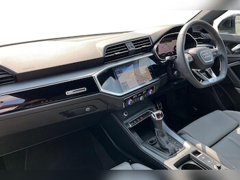 Used Audi Q3 2024 for sale - 76677113: Photo