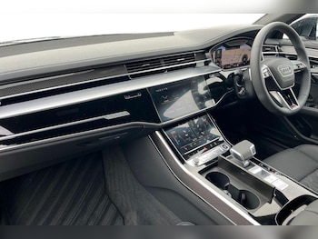 Used Audi A8 2025 for sale - 76679560: Photo