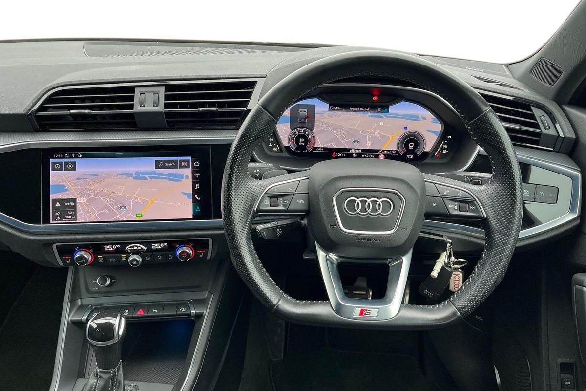 Used Audi Q3 2020 for sale - 77532944: Photo 11