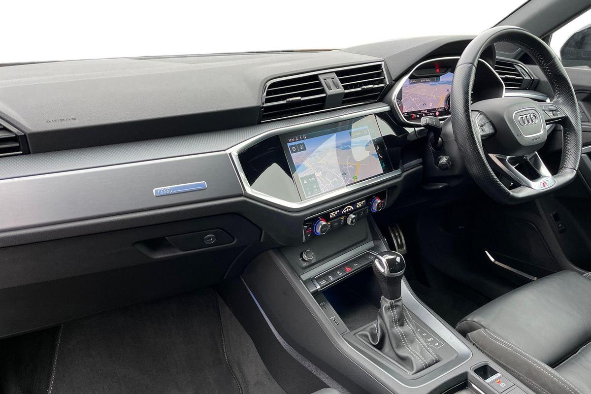 Used Audi Q3 2020 for sale - 77532944: Photo 2