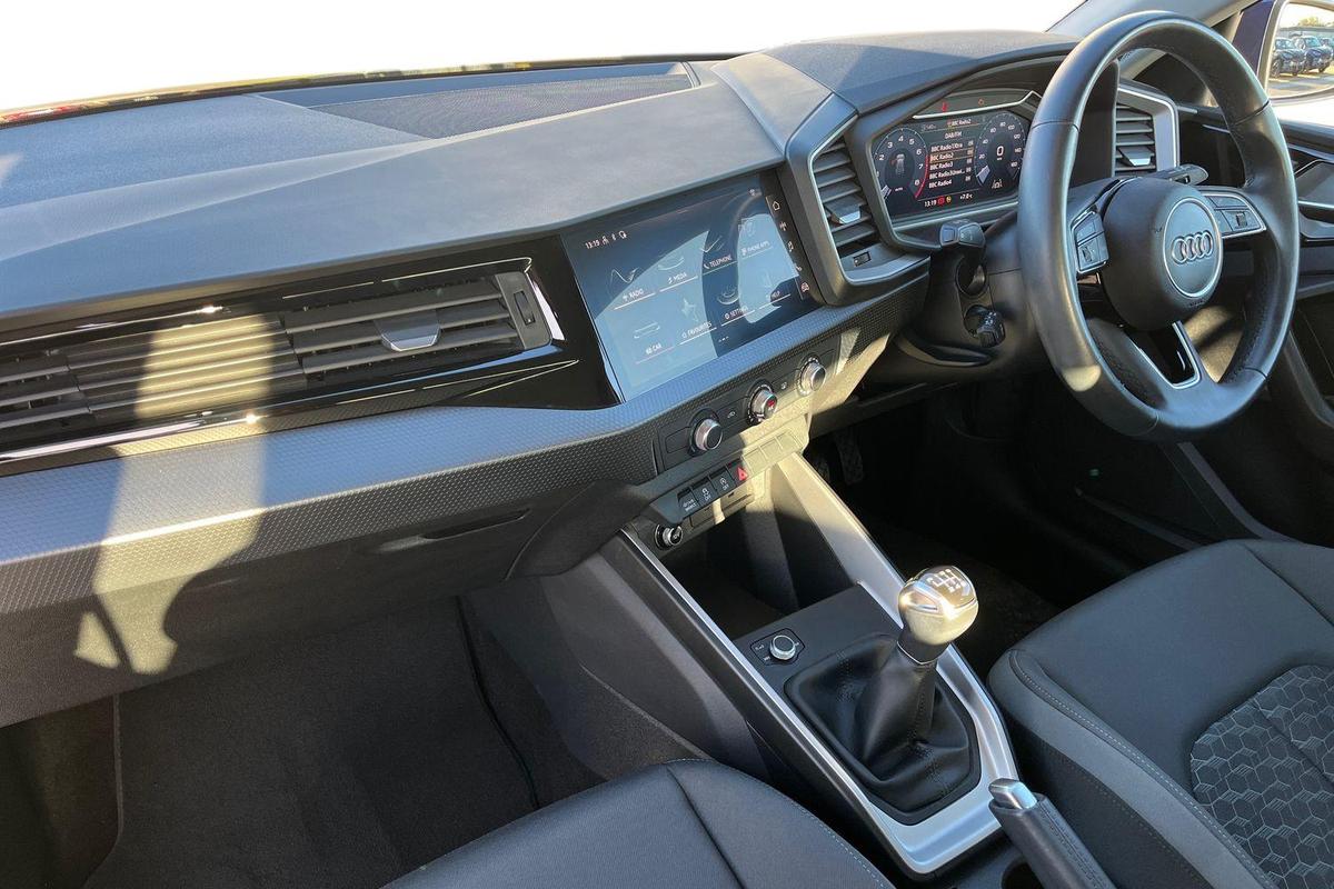 Used Audi A1 2023 for sale - 77533404: Photo 2