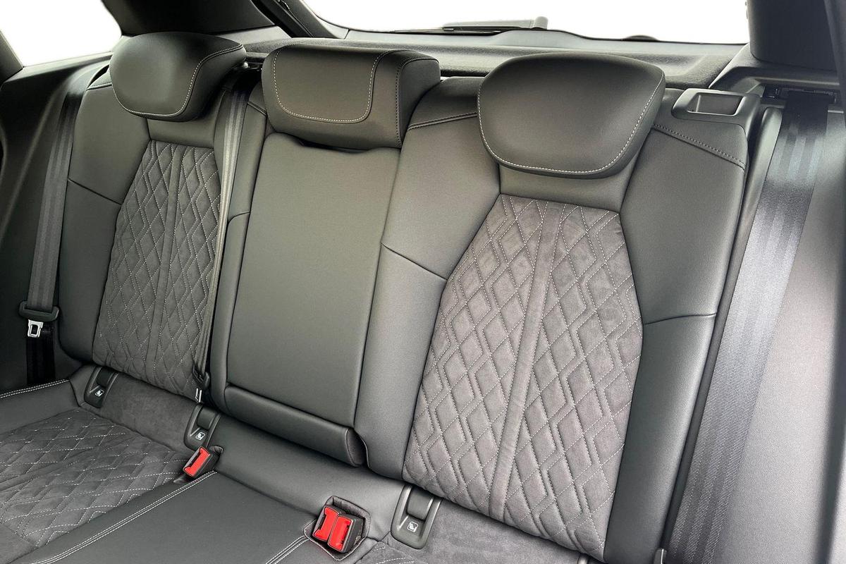 Used Audi Q4 e-tron 2026 for sale - 77763398: Photo 9