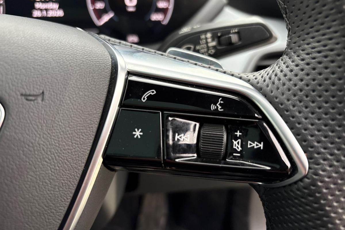 Used Audi e-tron GT 2023 for sale - 77582008: Photo 17