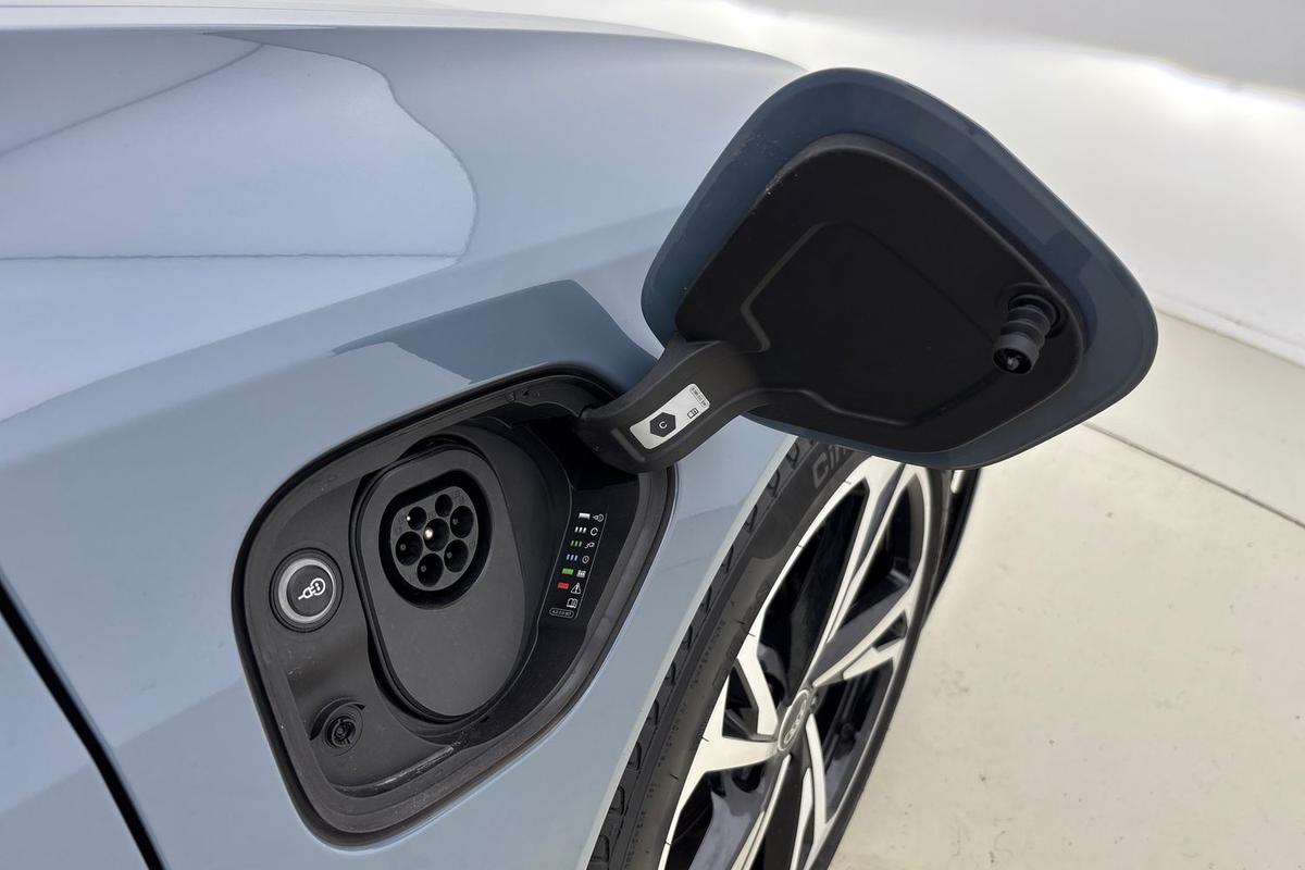 Used Audi e-tron GT 2023 for sale - 77582008: Photo 24