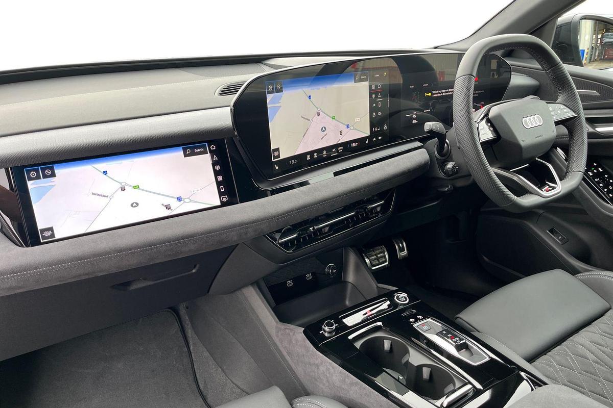 Used Audi Q6 e-tron 2025 for sale - 76679574: Photo 2