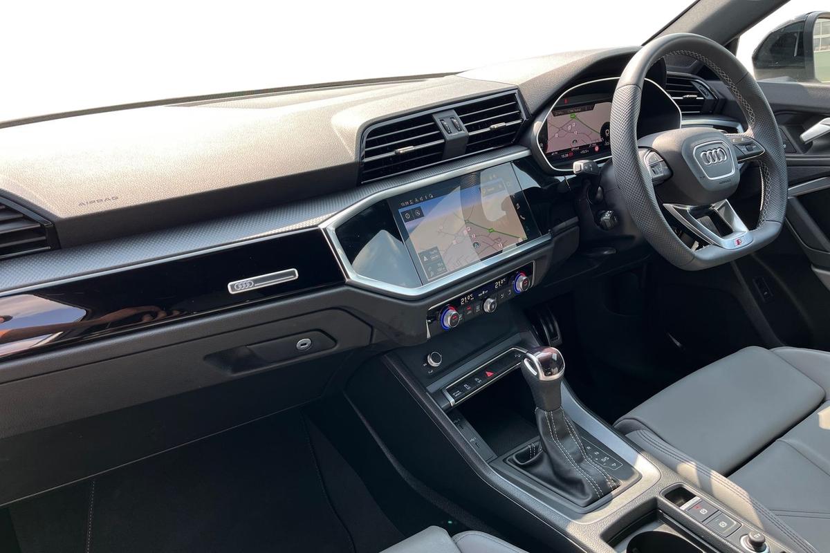 Used Audi Q3 2024 for sale - 77532974: Photo 2