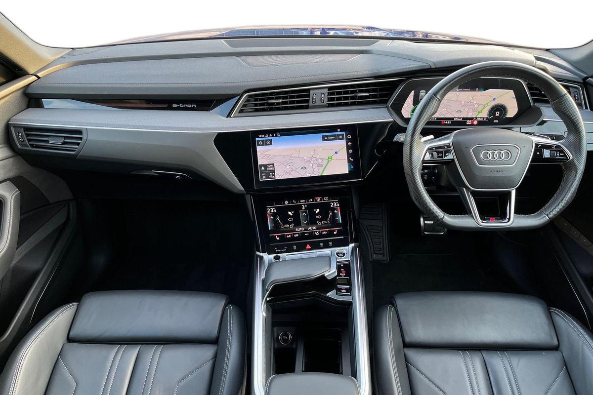 Used Audi Q8 2024 for sale - 76678229: Photo 10