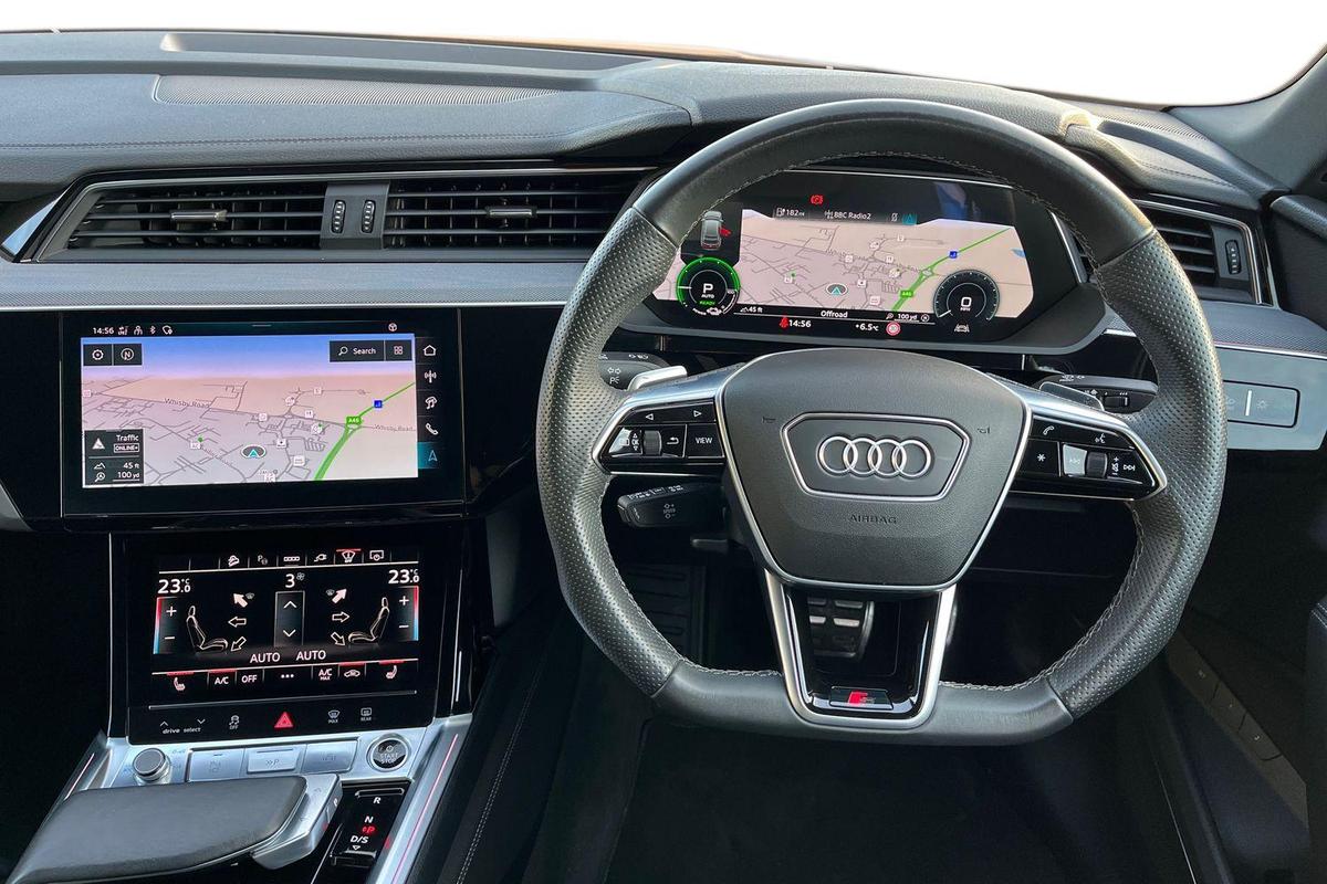 Used Audi Q8 2024 for sale - 76678229: Photo 11