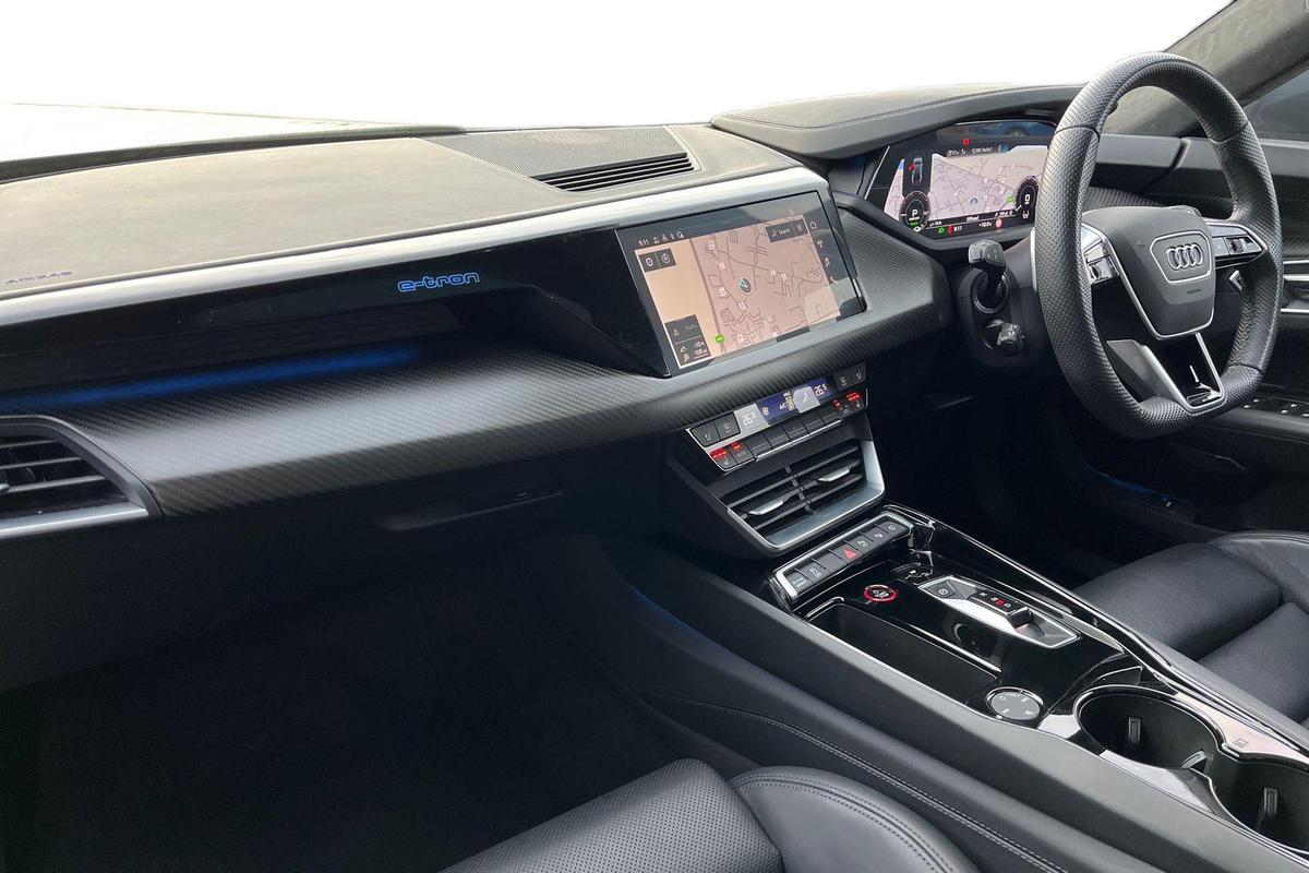 Used Audi e-tron GT 2022 for sale - 77533334: Photo 2