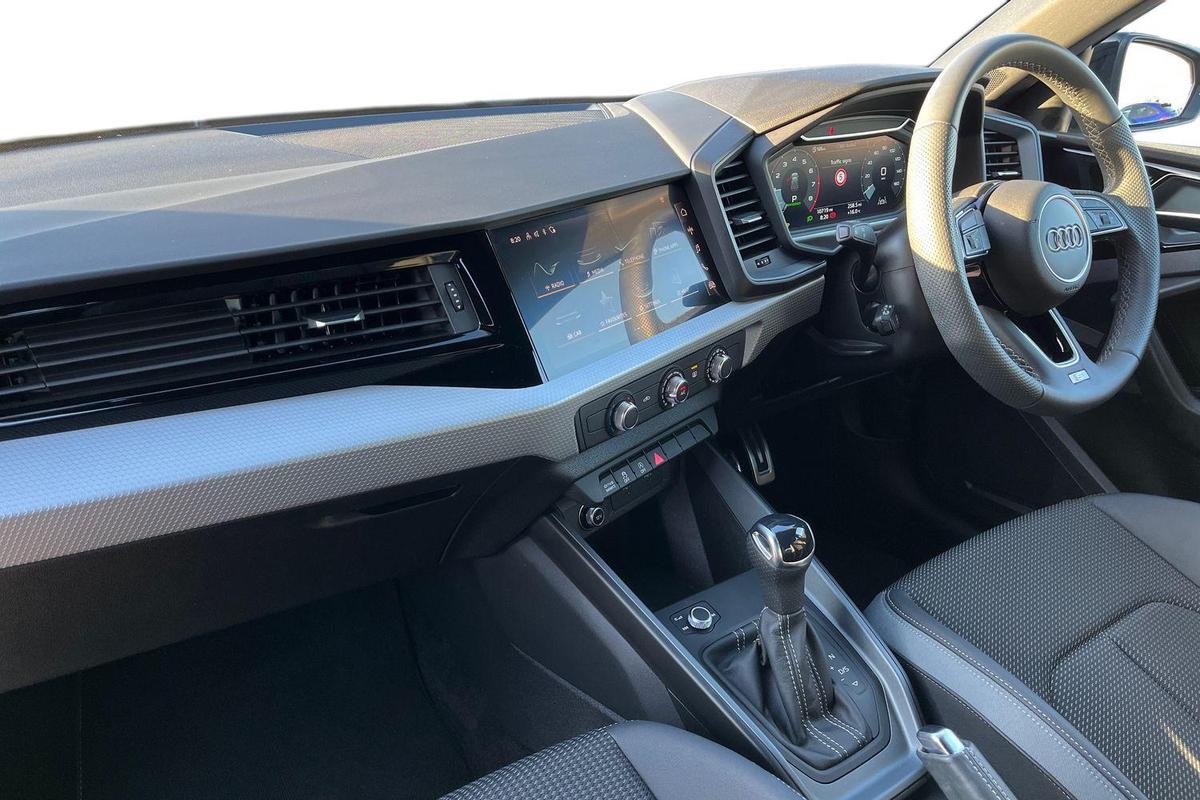 Used Audi A1 2024 for sale - 76677145: Photo 2