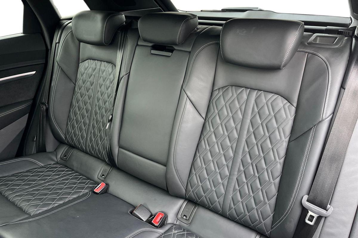 Used Audi e-tron 2022 for sale - 77379418: Photo 9