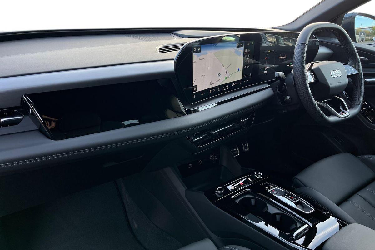 Used Audi Q6 e-tron 2025 for sale - 76678164: Photo 2