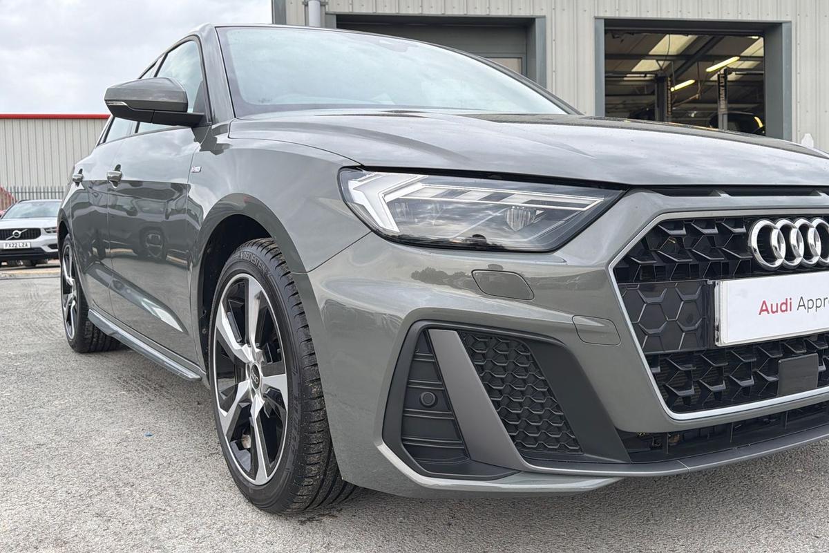 Used Audi A1 2022 for sale - 76674216: Photo 19