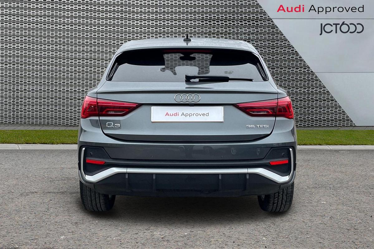 Used Audi Q3 2023 for sale - 77532972: Photo 7