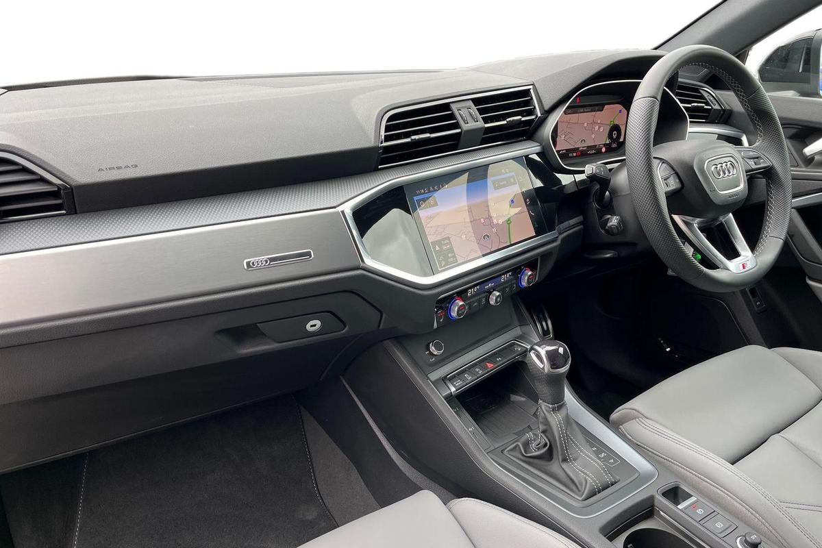 Used Audi Q3 2025 for sale - 76679331: Photo 2