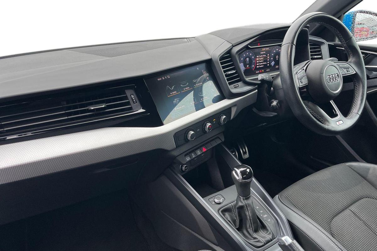 Used Audi A1 2021 for sale - 77541177: Photo 2