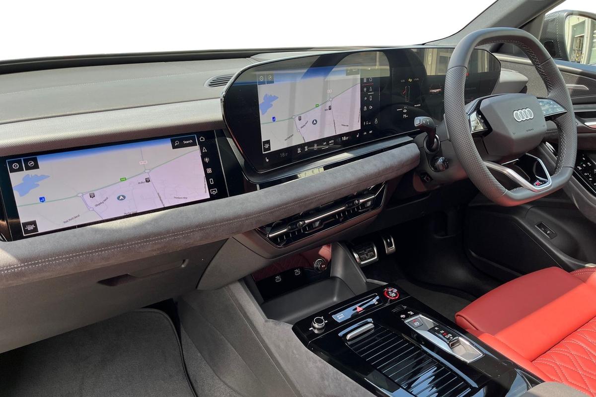 Used Audi Q6 e-tron 2025 for sale - 77533179: Photo 2