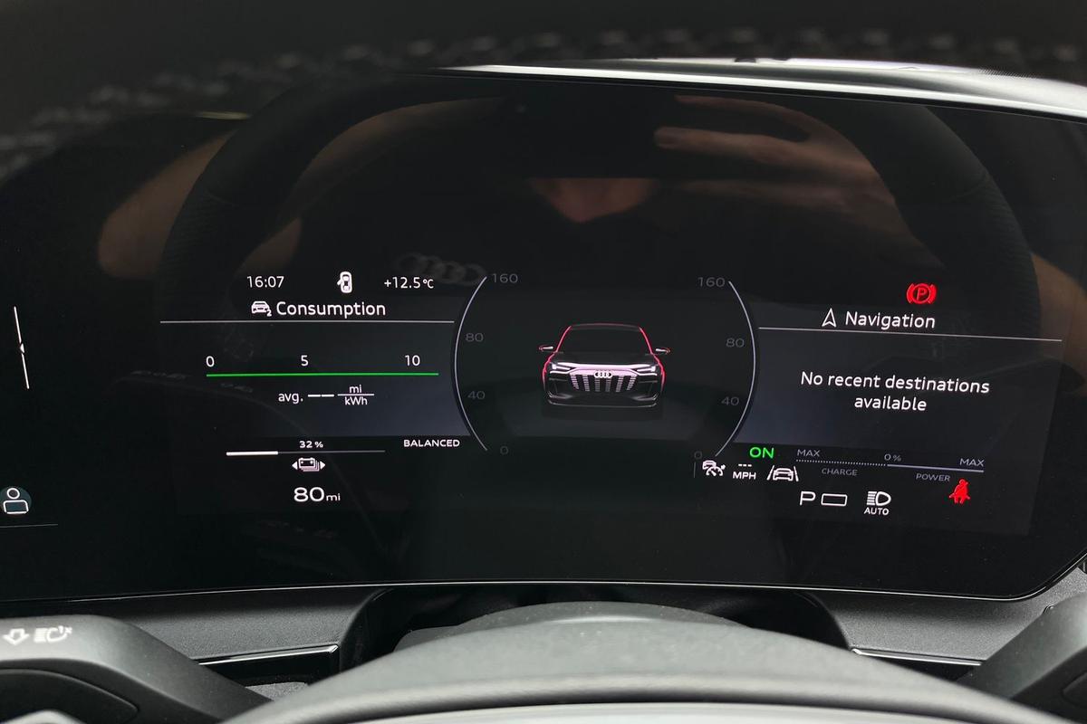 Used Audi Q6 e-tron 2025 for sale - 78141186: Photo 15