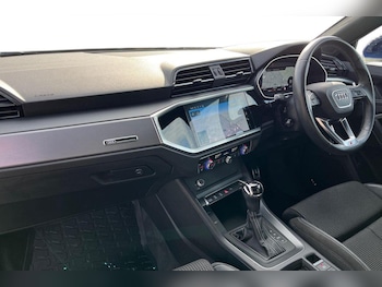 Used Audi Q3 2022 for sale - 76675463: Photo