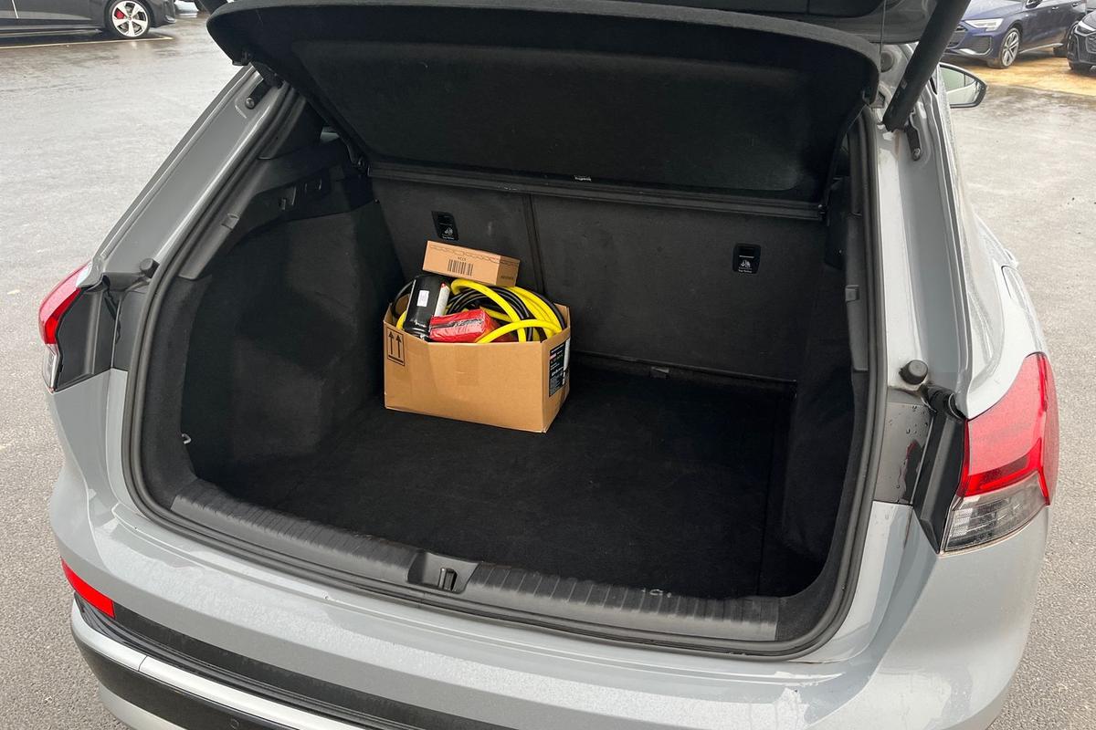 Used Audi Q4 e-tron 2023 for sale - 77532834: Photo 12