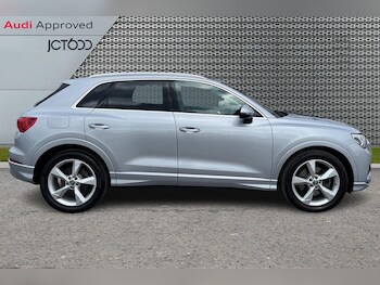 Used Audi Q3 2019 for sale - 76673700: Photo