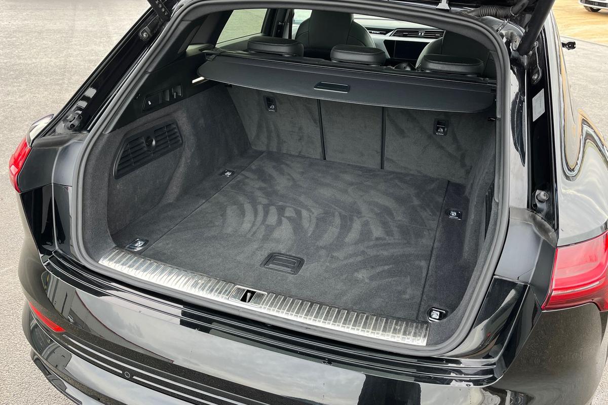 Used Audi e-tron 2022 for sale - 77533339: Photo 12