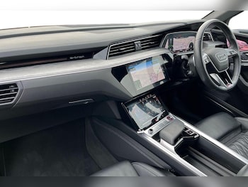 Used Audi e-tron 2022 for sale - 77533339: Photo