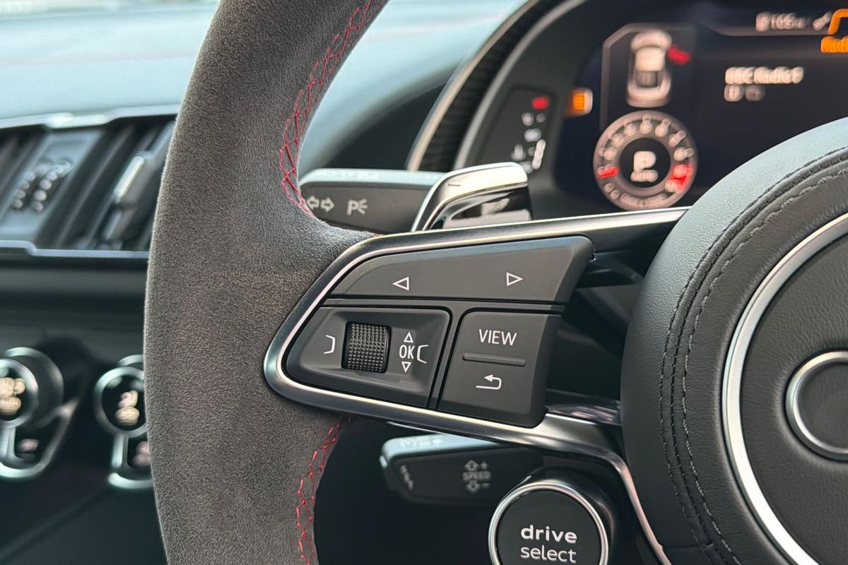 Used Audi R8 2023 for sale - 76675663: Photo 16