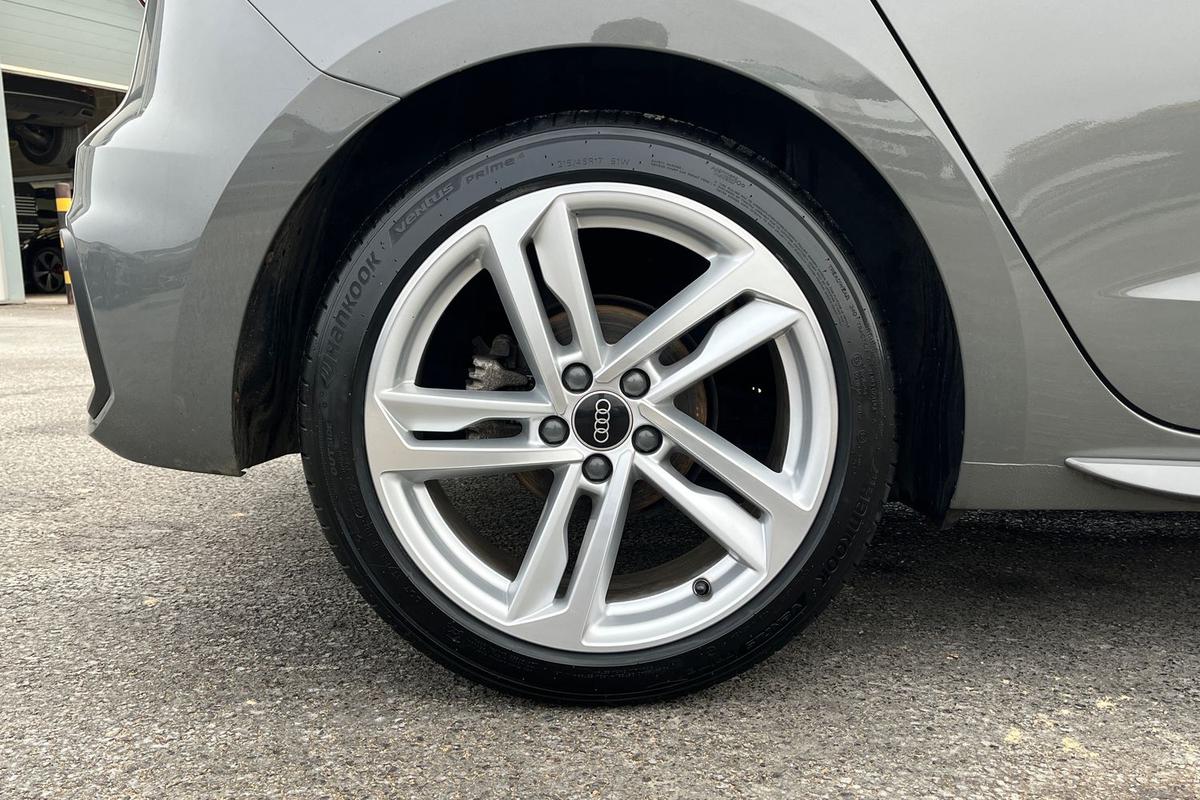 Used Audi A1 2023 for sale - 76676852: Photo 5