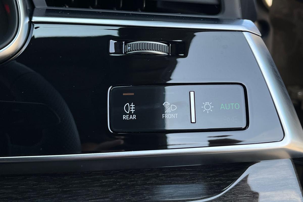 Used Audi Q8 2025 for sale - 76679577: Photo 24