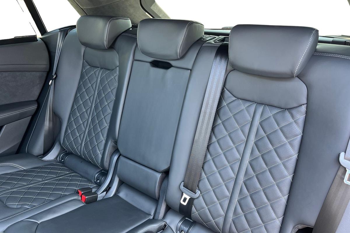 Used Audi Q8 2025 for sale - 76679577: Photo 9