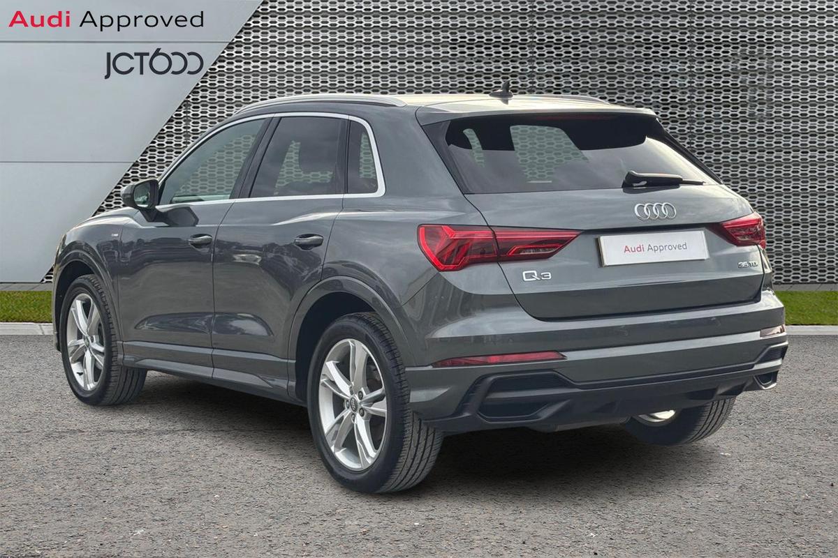 Used Audi Q3 2019 for sale - 76673839: Photo 3