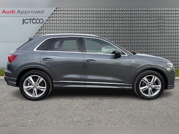 Used Audi Q3 2019 for sale - 76673839: Photo
