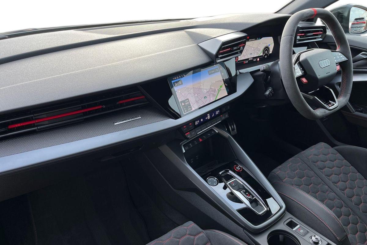 Used Audi RS3 2025 for sale - 77533142: Photo 2