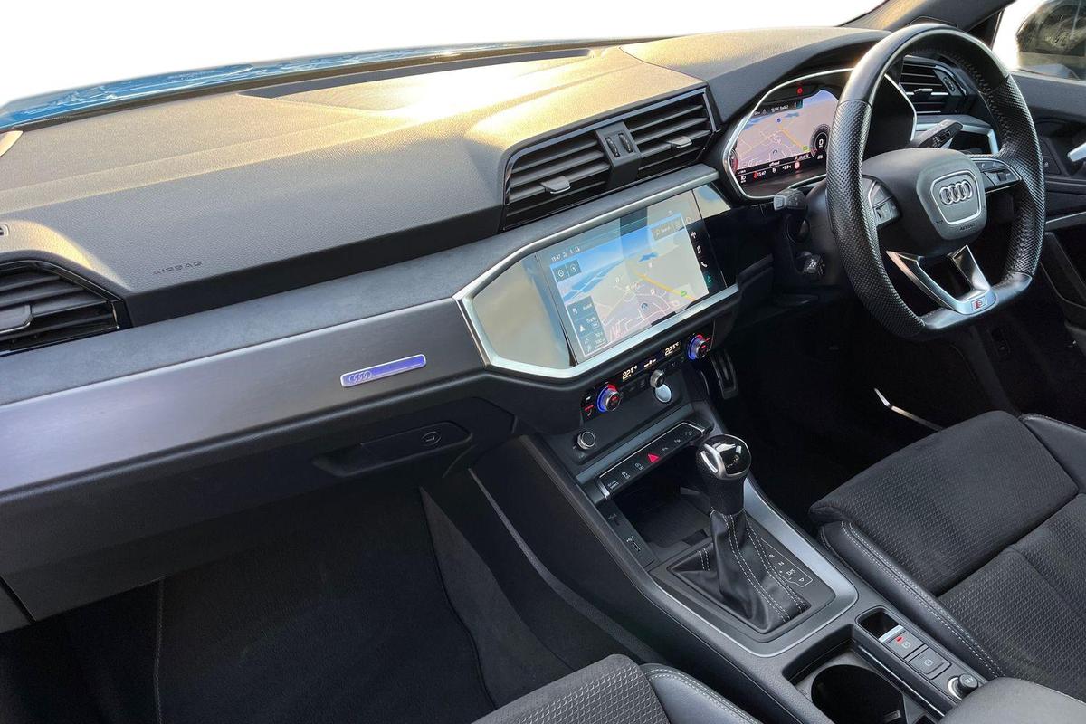 Used Audi Q3 2020 for sale - 77532957: Photo 2