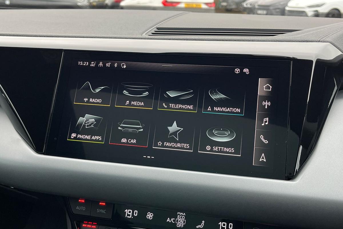 Used Audi e-tron GT 2022 for sale - 77533323: Photo 13