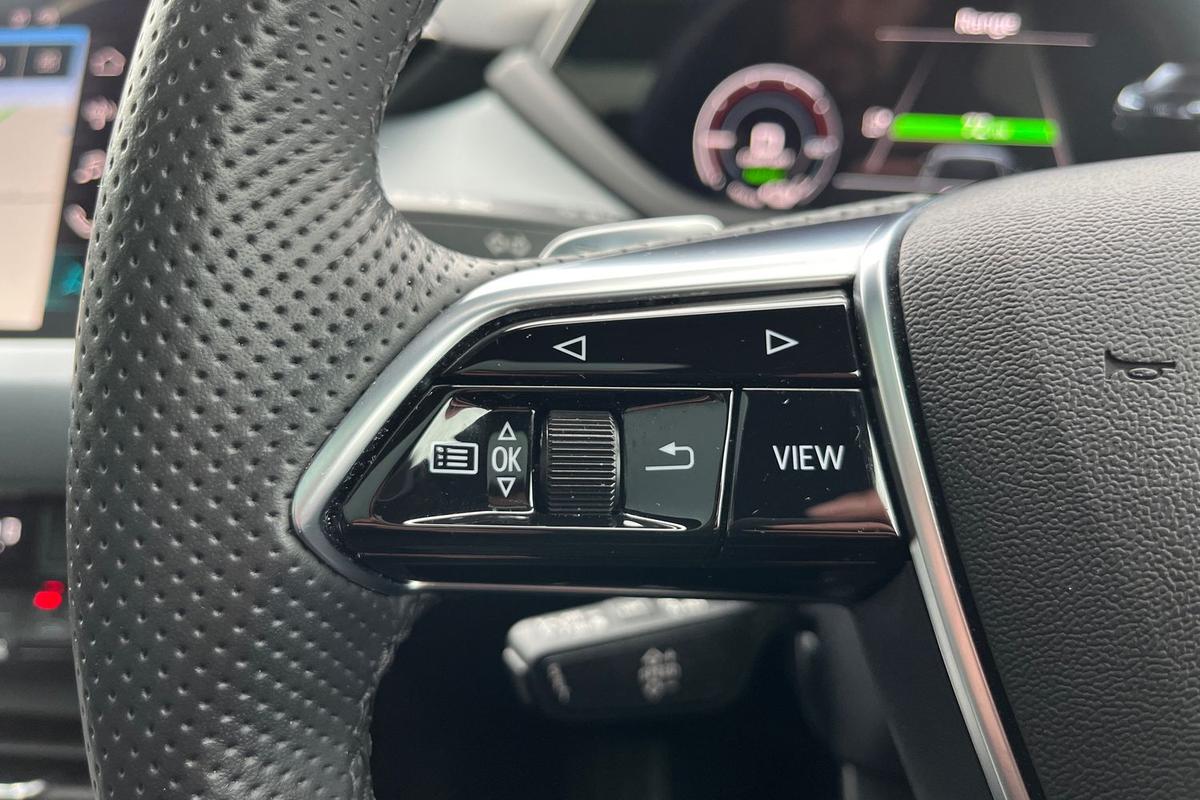 Used Audi e-tron GT 2022 for sale - 77533323: Photo 16