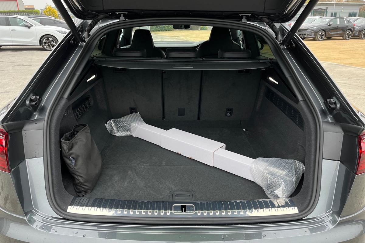 Used Audi RS Q8 2025 for sale - 78141189: Photo 12