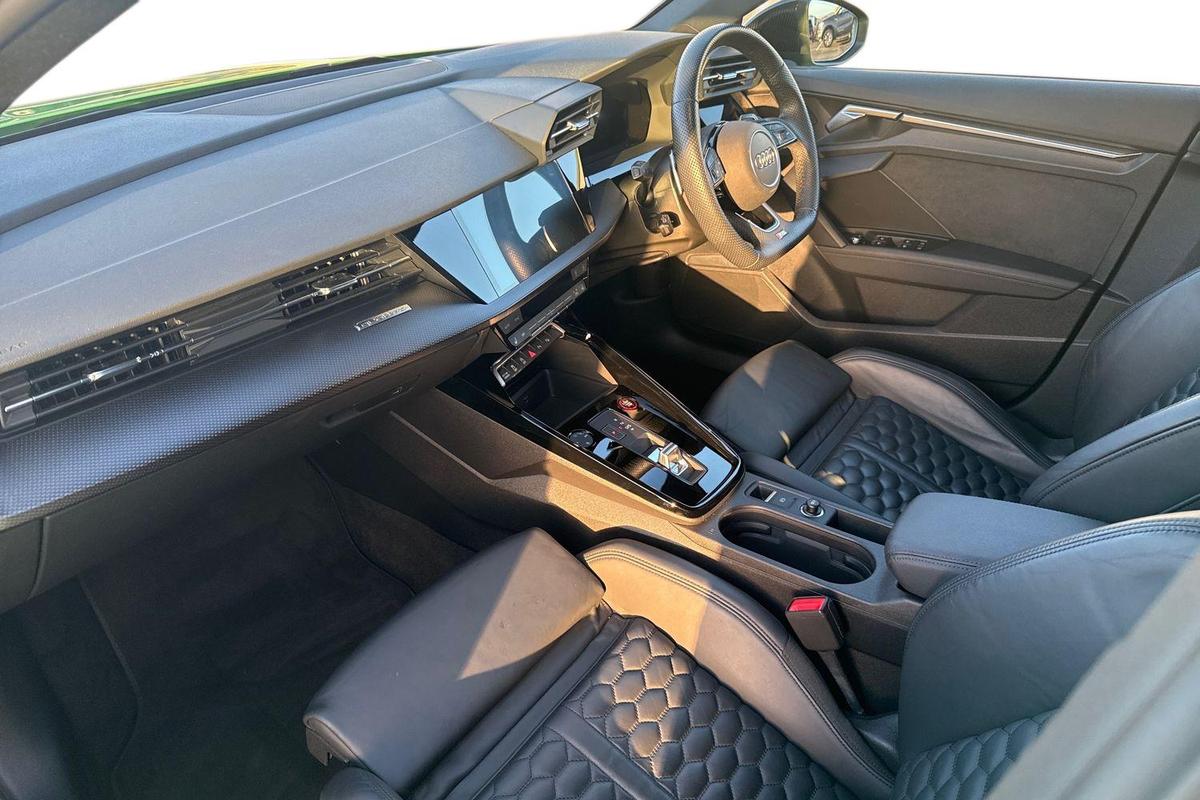 Used Audi RS3 2023 for sale - 77533136: Photo 2